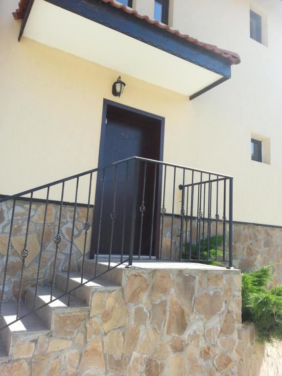 Menada Sunny Hill Villa Kosharitsa Exterior foto